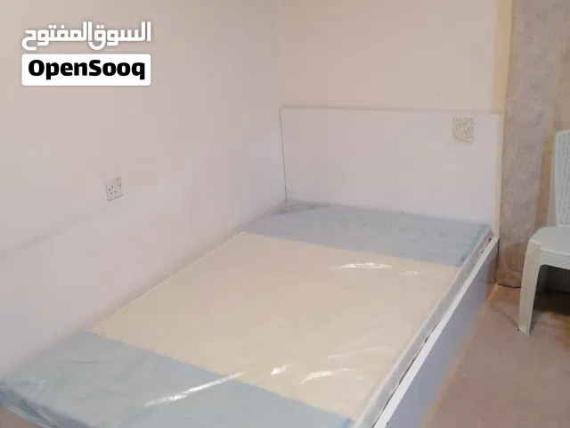 سرير اطفال + ركنة وقعده عربي