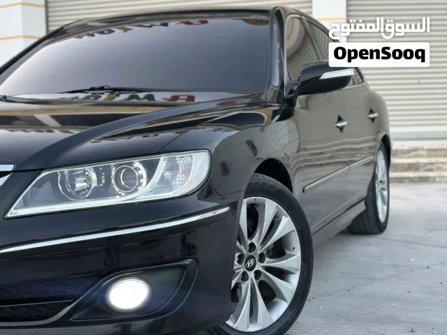 2010 هيونداي ازيرا Standard