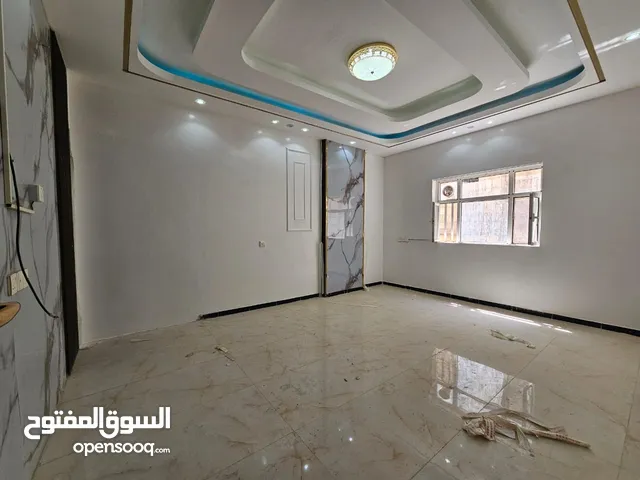 220 m2 5 Bedrooms Apartments for Sale in Sana'a Haddah