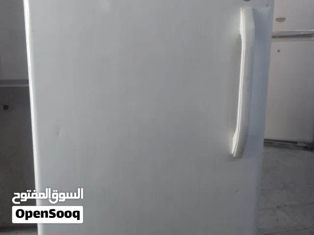 فريزر كلفينيتور 305لتر صناعة سعودية تبريد هواء بسعر 100دينار