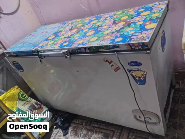 مجمدات 2 وثلاجه للبيع بس لمجمده لزغيره ما تشتغل جانت تشتغل وضلت ما تجمد لسعر خاص عنوان البصره الزبير