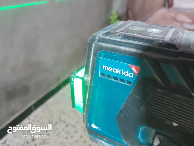 جهاز ماكيتا ليزر بالقاعدة بالشحن