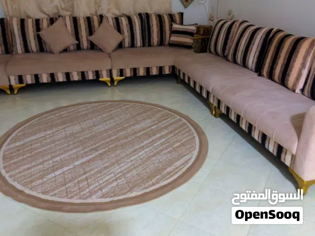 ركنة بحالة ممتاااااازة للبيع