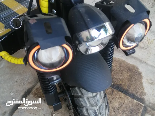 اسكوتر كهرباء كبير