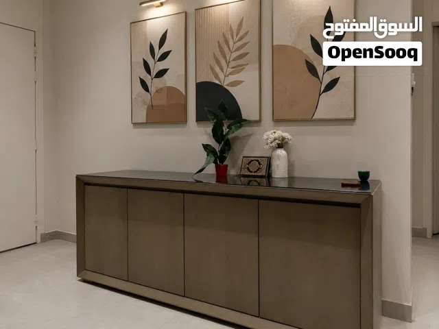 طاولة كونسول فخمة وعملية