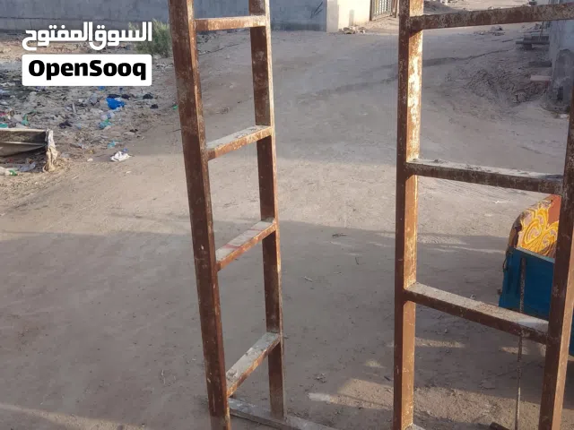سكلت بناء للبيع تفصال درجه اوله الطول 2 ونص العرض60سانتيم