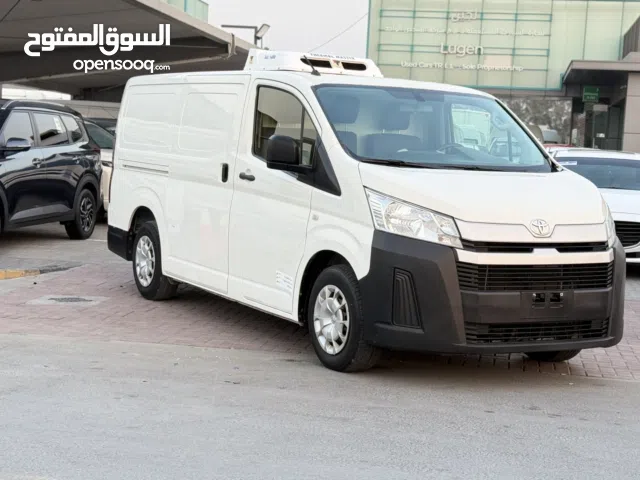Used Toyota Hiace in Sharjah
