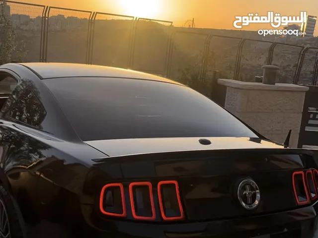 Ford mustang 2013 جير عادي