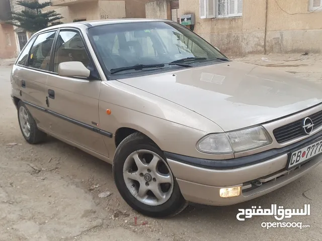 Opel Astra GS in Benghazi