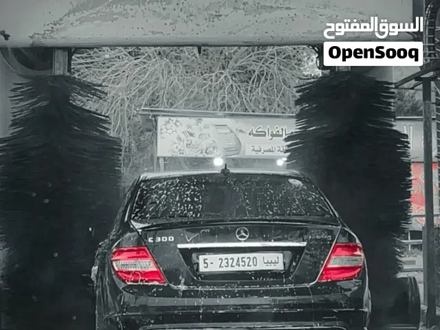 مرسيدس سي 300