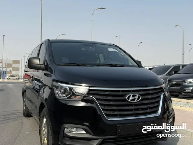 هنداي H1 وارد كوري