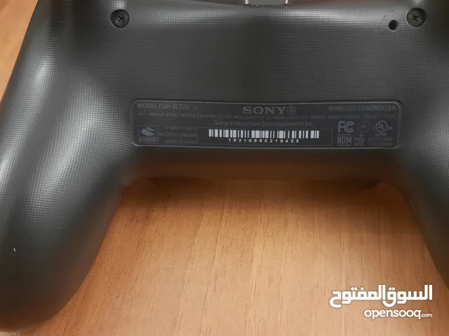 يد PS4 مستعمله اصليه جايه معا جهاز
