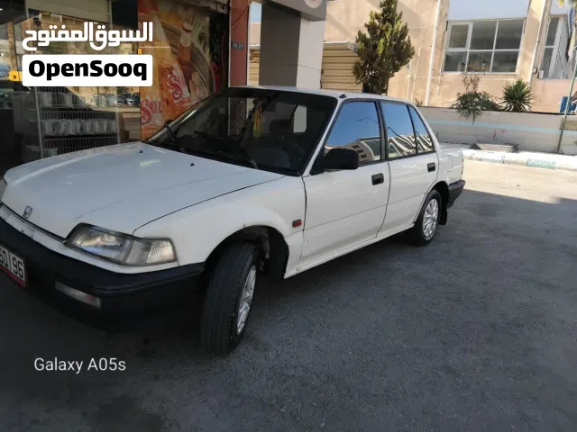 1990, هوندا, سيفيك, Standard