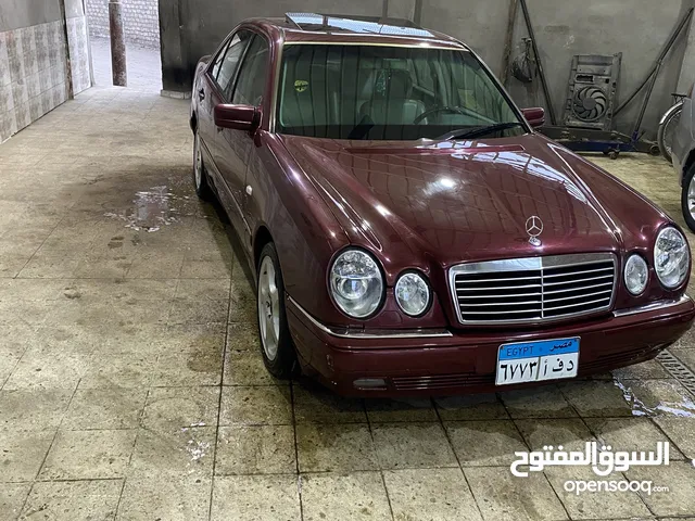 مرسيدس عيون e240