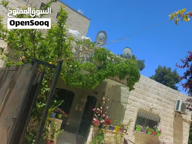 220 m2 3 Bedrooms Townhouse for Sale in Salt Al Salalem