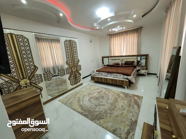 10 m2 4 Bedrooms Apartments for Rent in Sana'a Bayt Baws