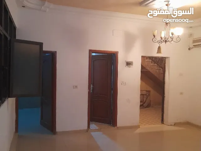 144 m2 5 Bedrooms Townhouse for Rent in Tripoli Bu Naeem