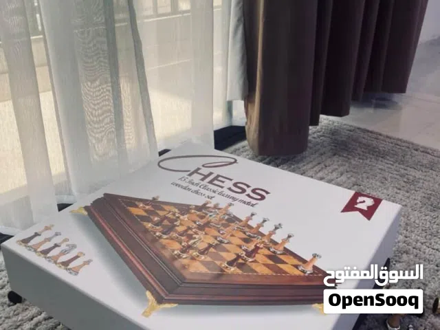 شطرنج فخمة ملكية خشب قوي مع وزيران وقطع من الزنك وداخلية مجوفة لحفظ القطع من المخمل الجودة