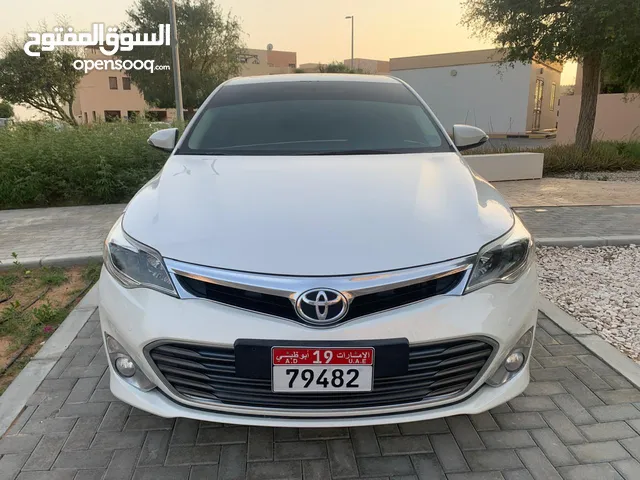 New Toyota Avalon in Abu Dhabi