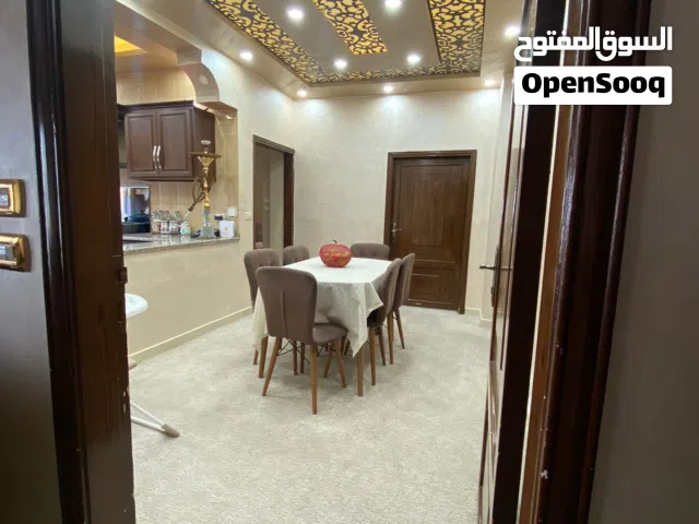 شقة مميزة طابق اول تشطيب سوبر ديلوكس بأجمل مواقع ماحص للبيع