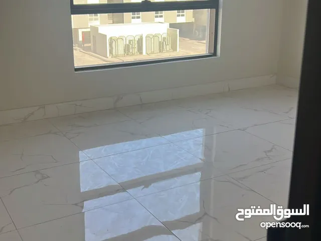 155 m2 3 Bedrooms Apartments for Rent in Al Riyadh Ishbiliyah