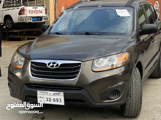 Hyundai Santa Fe GL in Sana'a