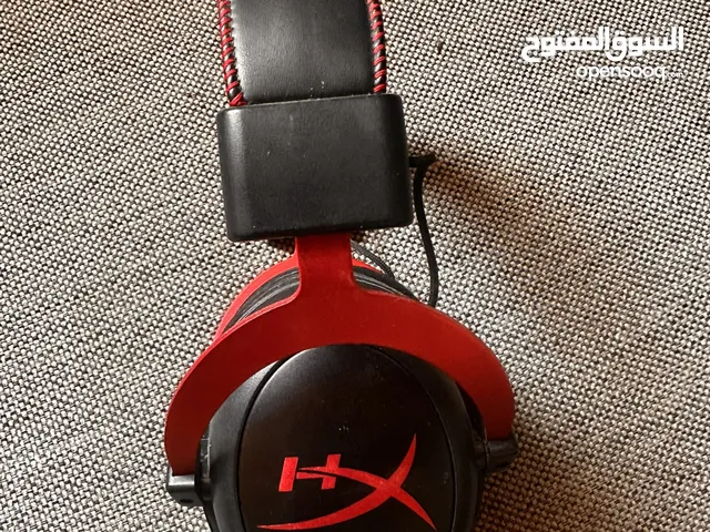 HyperX Cloud2 for solo gamingit has no mic so you cant use it to play with friends