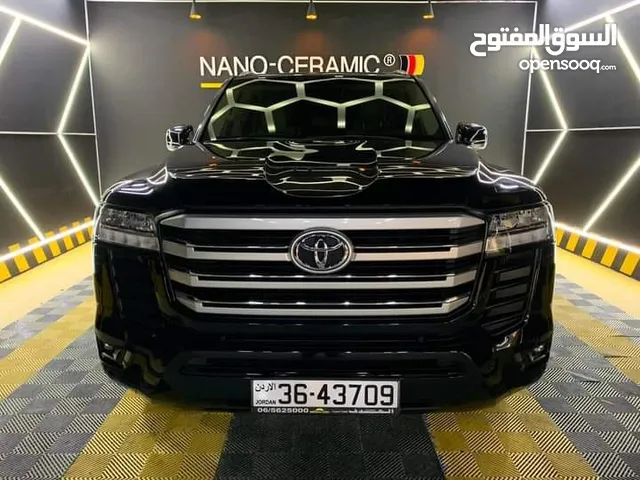 SUV Toyota in Amman