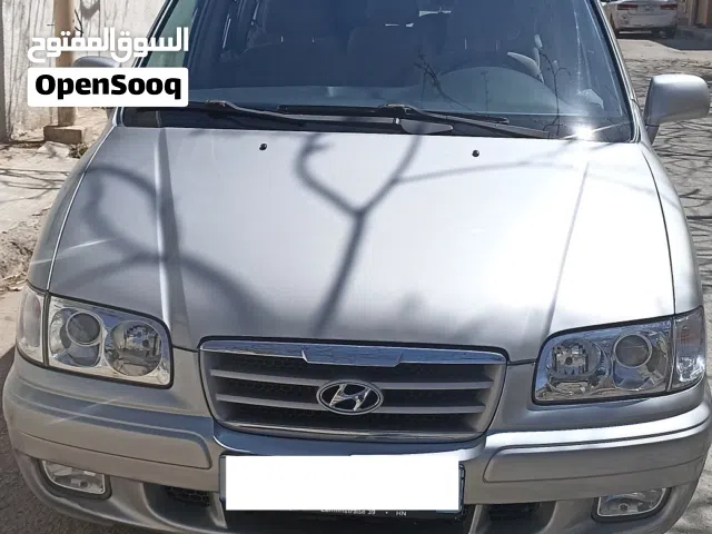 2004 هيونداي تراجيت