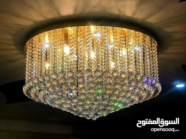متوفر ثريات كريستال تفصيل جميع الاحجام كفاله 10سنوات بلاضافه إلى اضاءه قويه 3الوان ابيض واصفر وكول