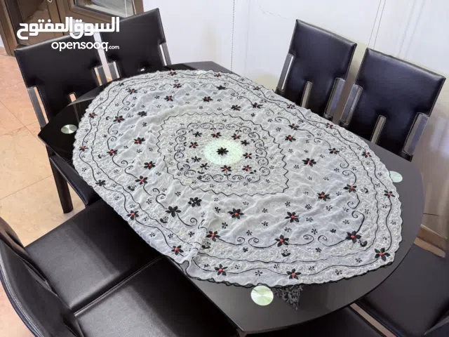 طاولة سفرة + ڤيترينا