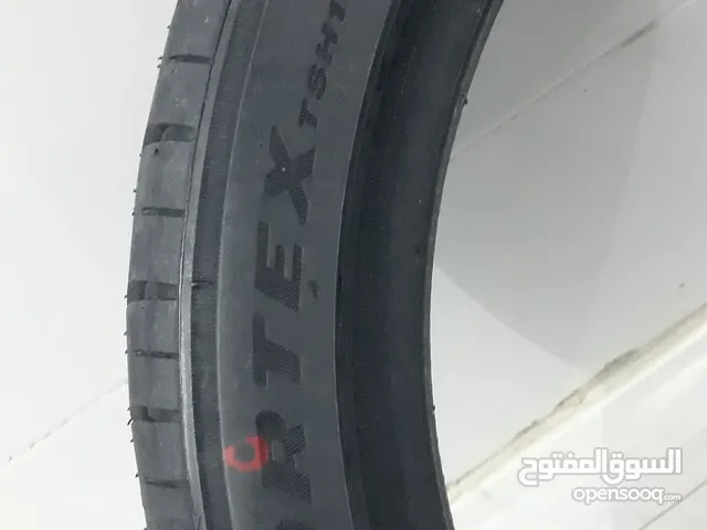 أطار سياره مقاس 265/35R18