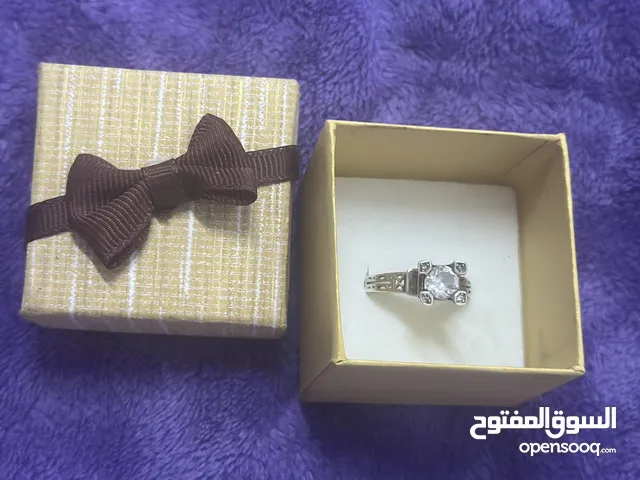 خاتم فضه عيار 925 نسائى