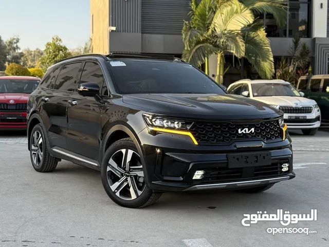 كيا سورينتو بزنز ترخيص 2022 محرك 1600 هايبرد/دفع 4*4