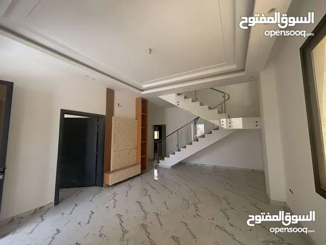 3000 ft 5 Bedrooms Villa for Sale in Ajman Al Yasmin