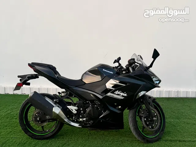 2021 كاواساكي Ninja 400