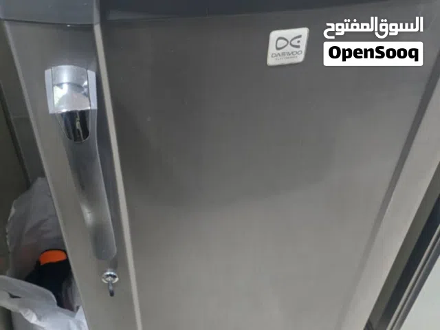 ثلاجة بحاله جيدة