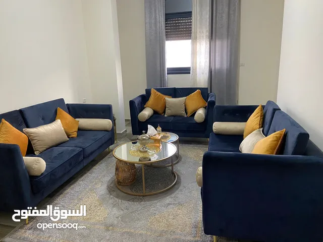 طقمين كنب للبيع