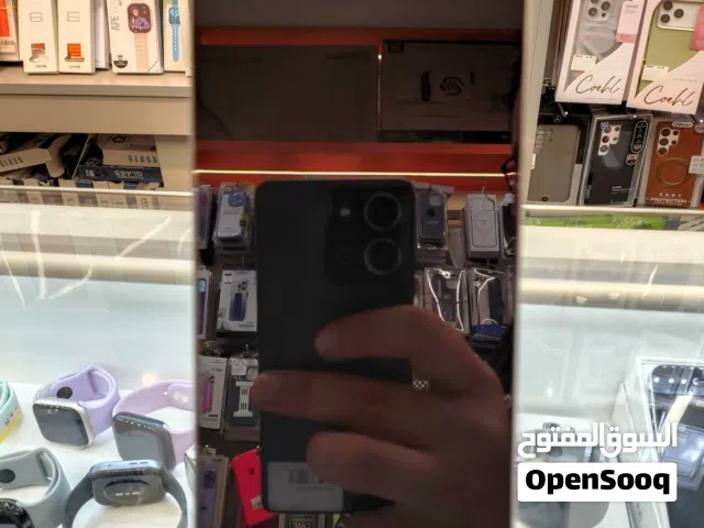 iPhone 16 pro max تخزين 1 tera لون فضي بطارية 87% خالي من الخدوش بحالة الوكالة