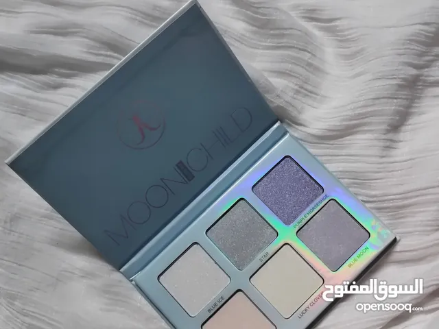 متجر ضوء القمر مكياج وعنايه بالبشره