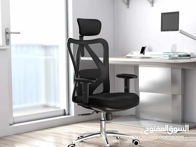 الفخامه و الجودة و سعر مميز بتلاقيهم بس عنا كرسي مدير فخمممم قابل للتعديل مواصفات عالية و مميزة