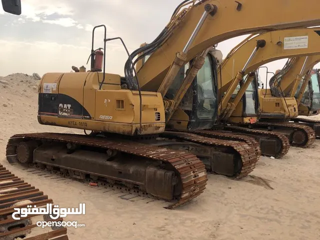 عدد اربع حفارات للبيع