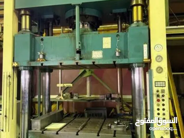 تناية - مكبس هيدروليك