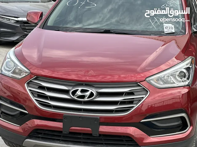 Hyundai Santa Fe 2017 in Sharjah