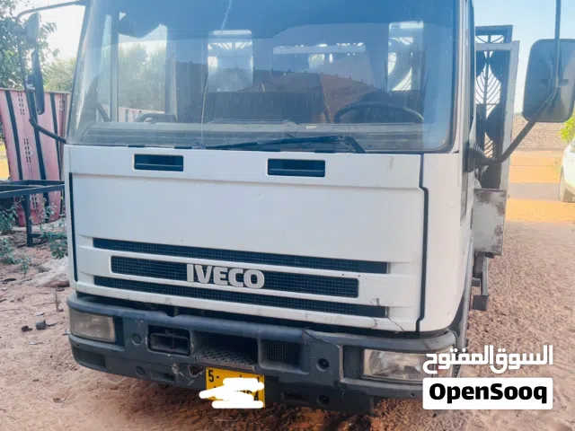 يكاردو للبيع محرك 6 عادي كمبيو 6 عادي بلاستر صندوق6.3 /2.5 تقريبا تواصل على هاتف واتساب فقط الرد