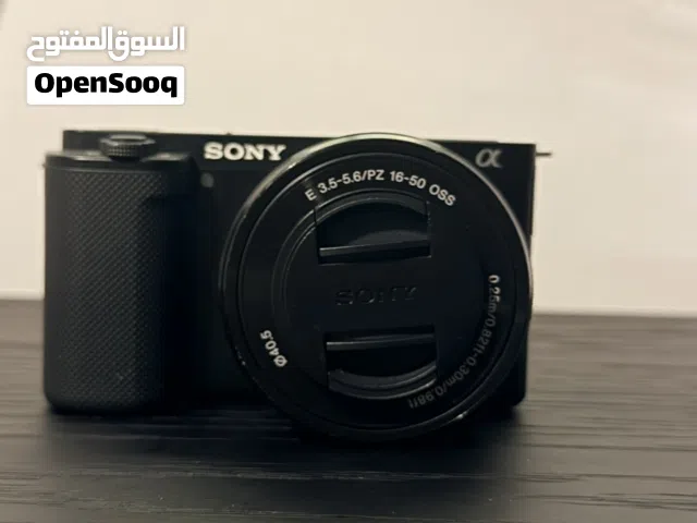 Sony ZV-E10 نظيفة جداً (مثل الجديد) مع كامل ملحقاتها