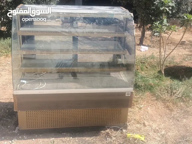 ثلاجه عرض عالفحص شغاله ميه ميه