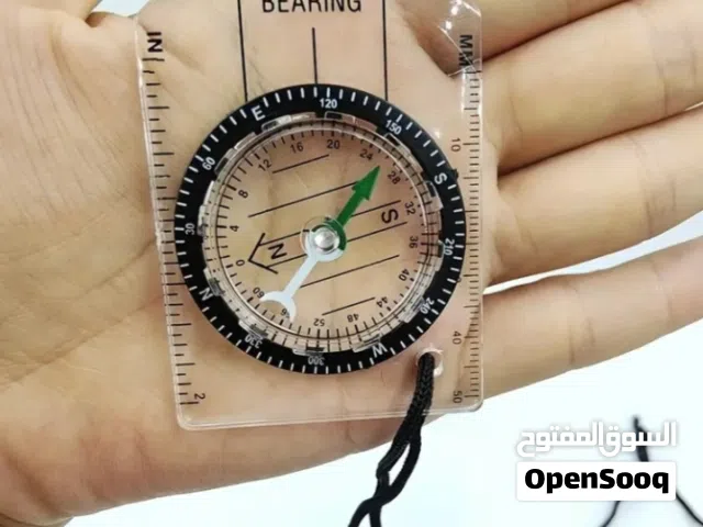بوصلة خرائط شفافة
