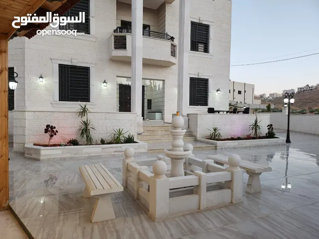 500m2 More than 6 bedrooms Villa for Sale in Zarqa Dahiet Al Madena Al Monawwara