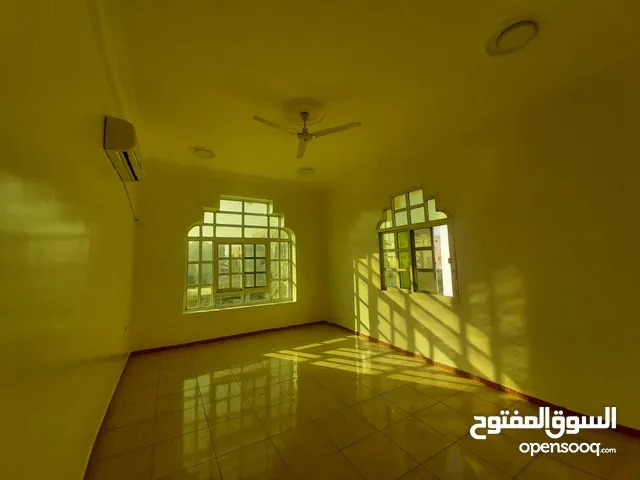 500m2 5 Bedrooms Villa for Rent in Ajman Al Rawda